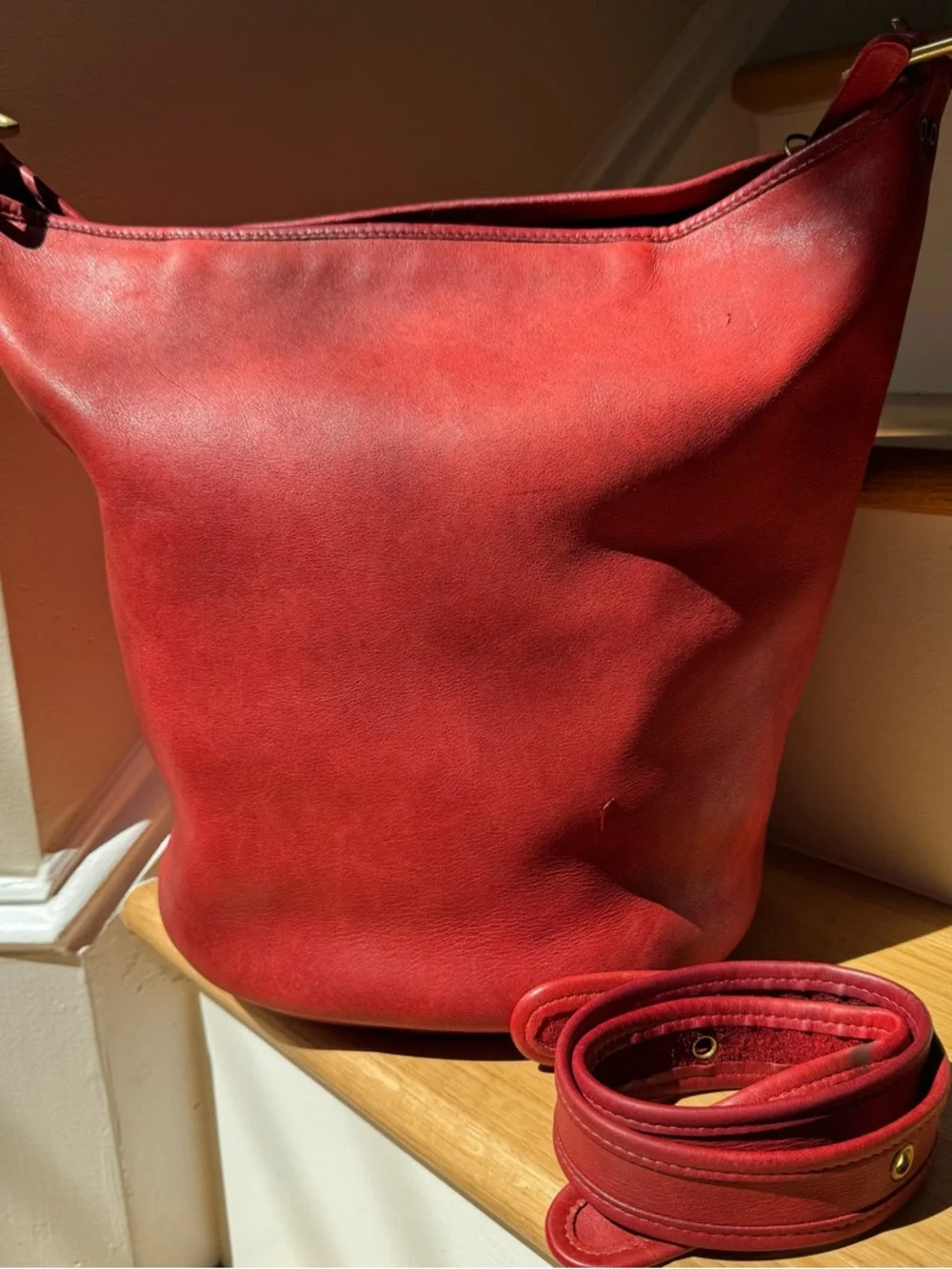Vintage Coach Duffle Sac 9085 Red Leather Feed Sack XL Bucket Bag USA - Picture 11 of 15